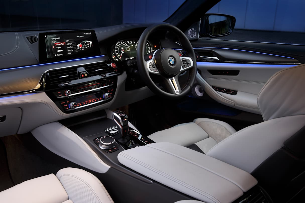The M5's subtlety is carried over to the inside.