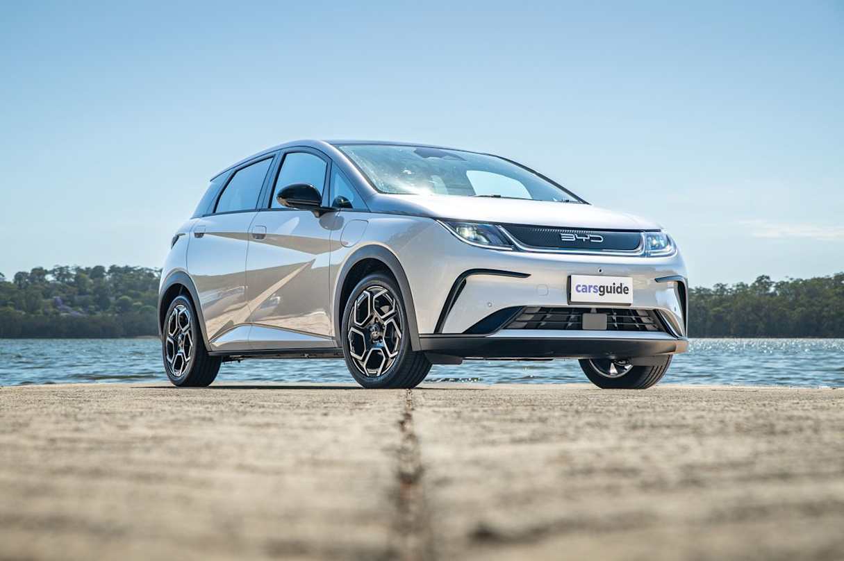 The Dolphin hatch has a curvy, futuristic theme. (Image: Tom White)