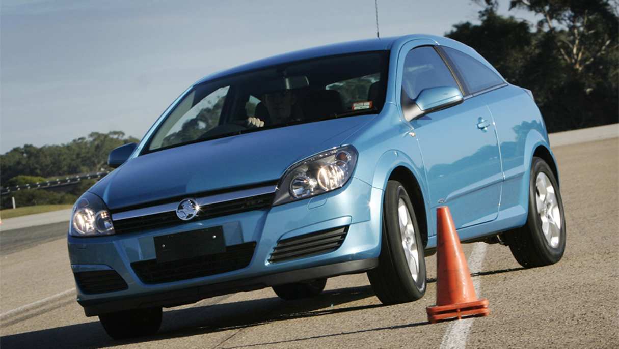 The AH handled well exhibiting good grip and balance when cornering.