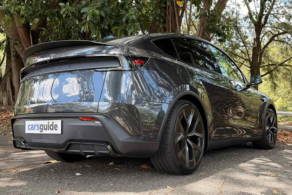 2026 Tesla Model Y Performance