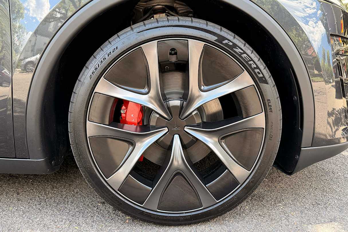 2026 Tesla Model Y Performance