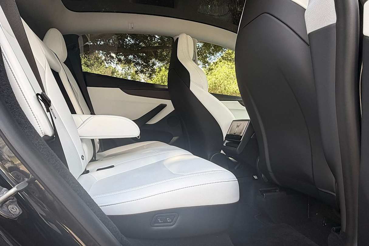 2026 Tesla Model Y Performance