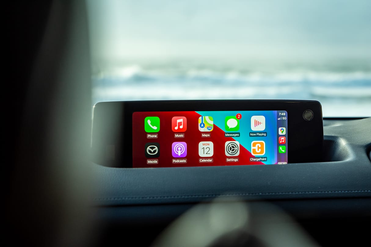 The 8.8-inch multimedia screen is a non-touch unit. (image: Tom White)