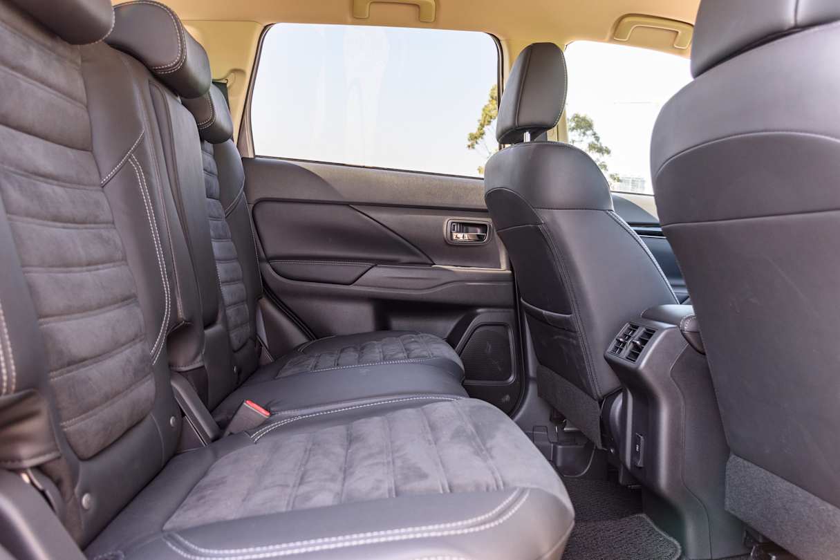 Despite that high seating position, there’s loads of airspace in the cabin.