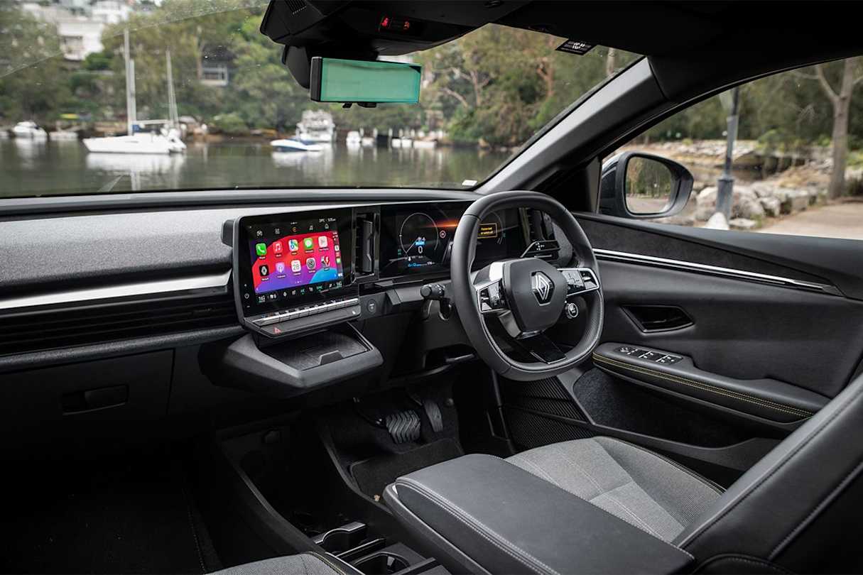 Renault Megane E-Tech (Image: Tom White)