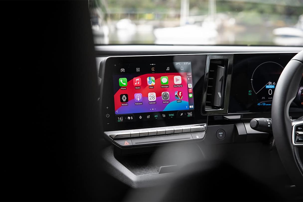 Renault Megane E-Tech (Image: Tom White)