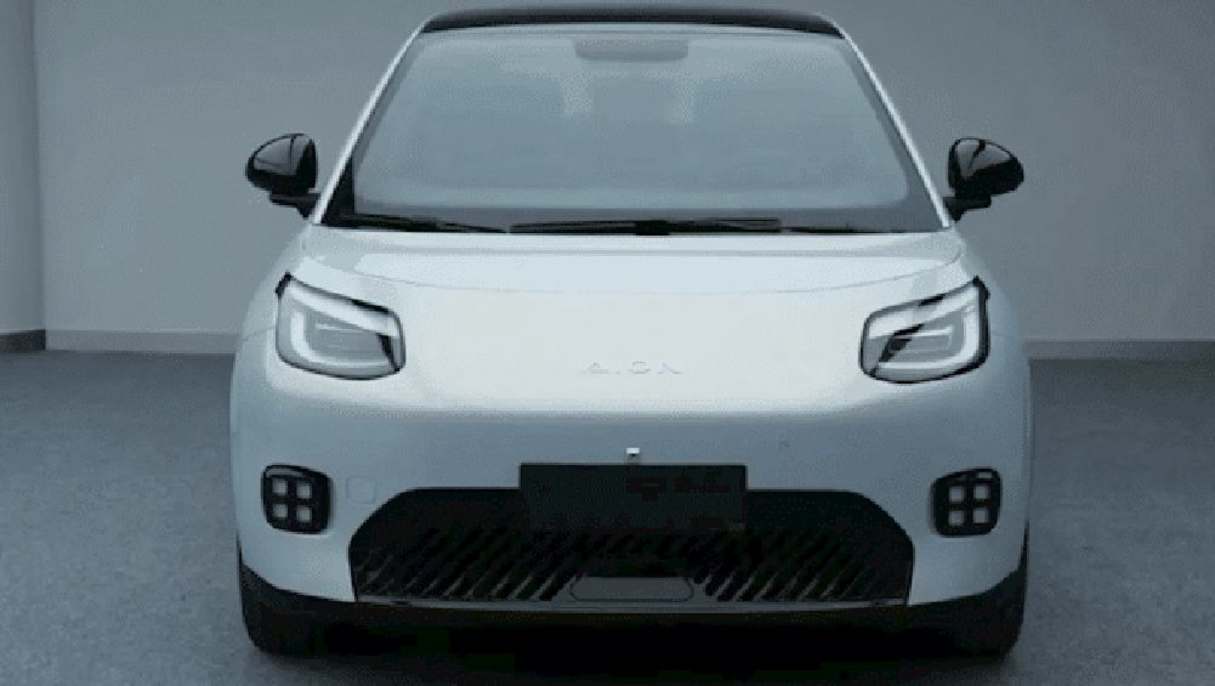 Aion electric car (Images via CarNewsChina)