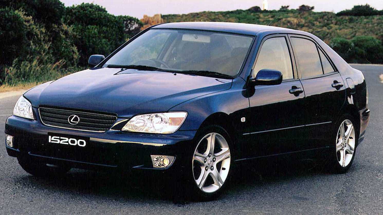 Lexus IS200