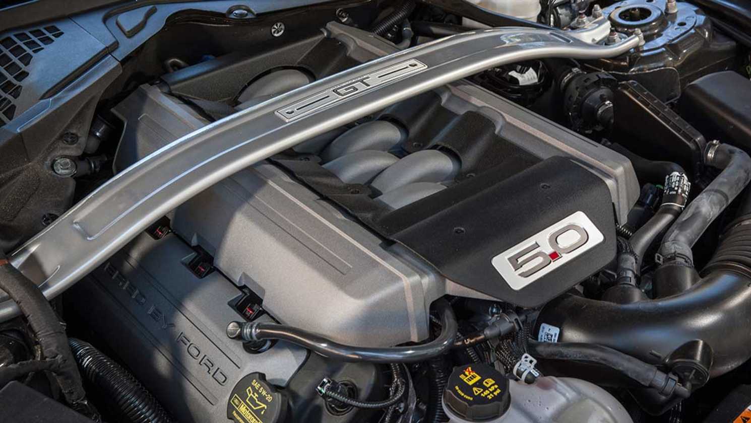 The 2015 Ford Mustang GT&#039;s 5.0-litre V8 engine.