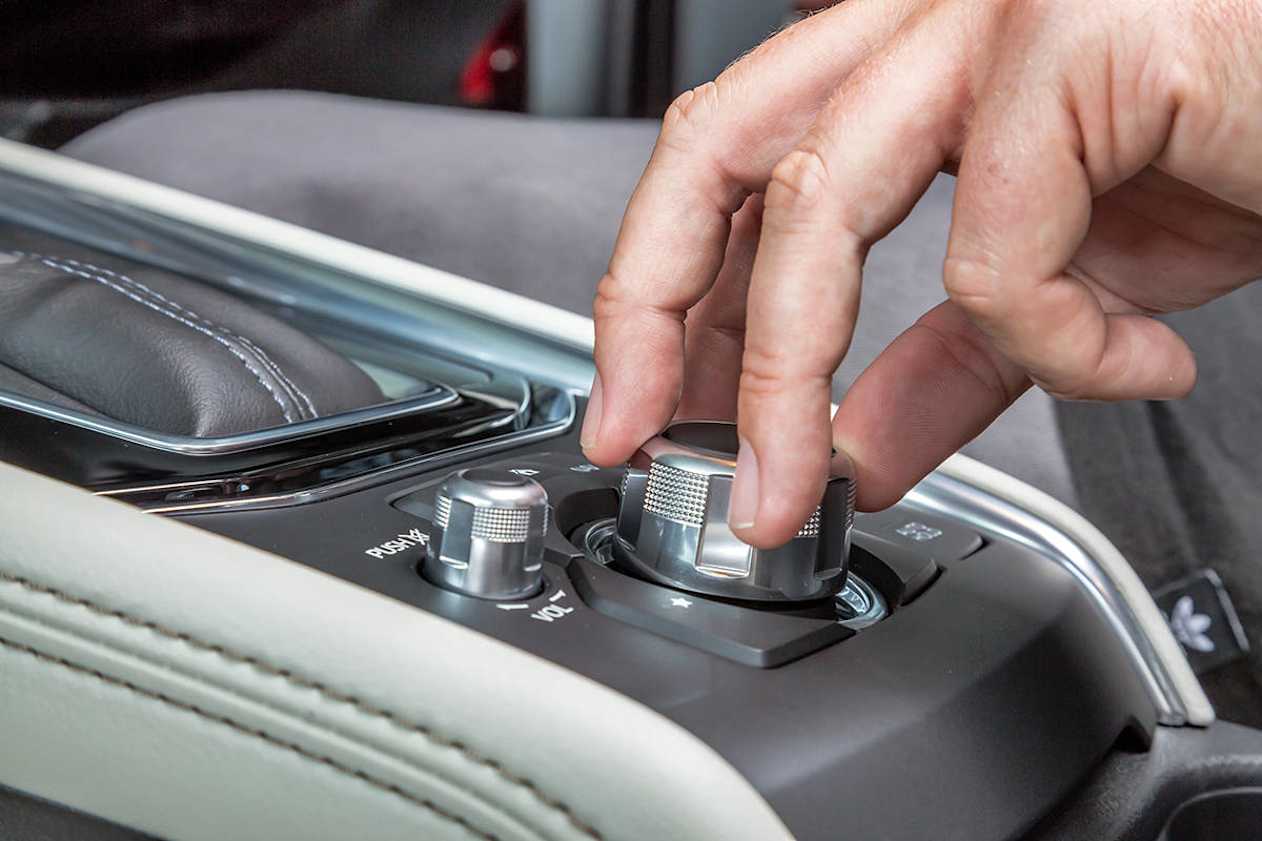 2017 Mazda CX-5 (Akera variant shown)