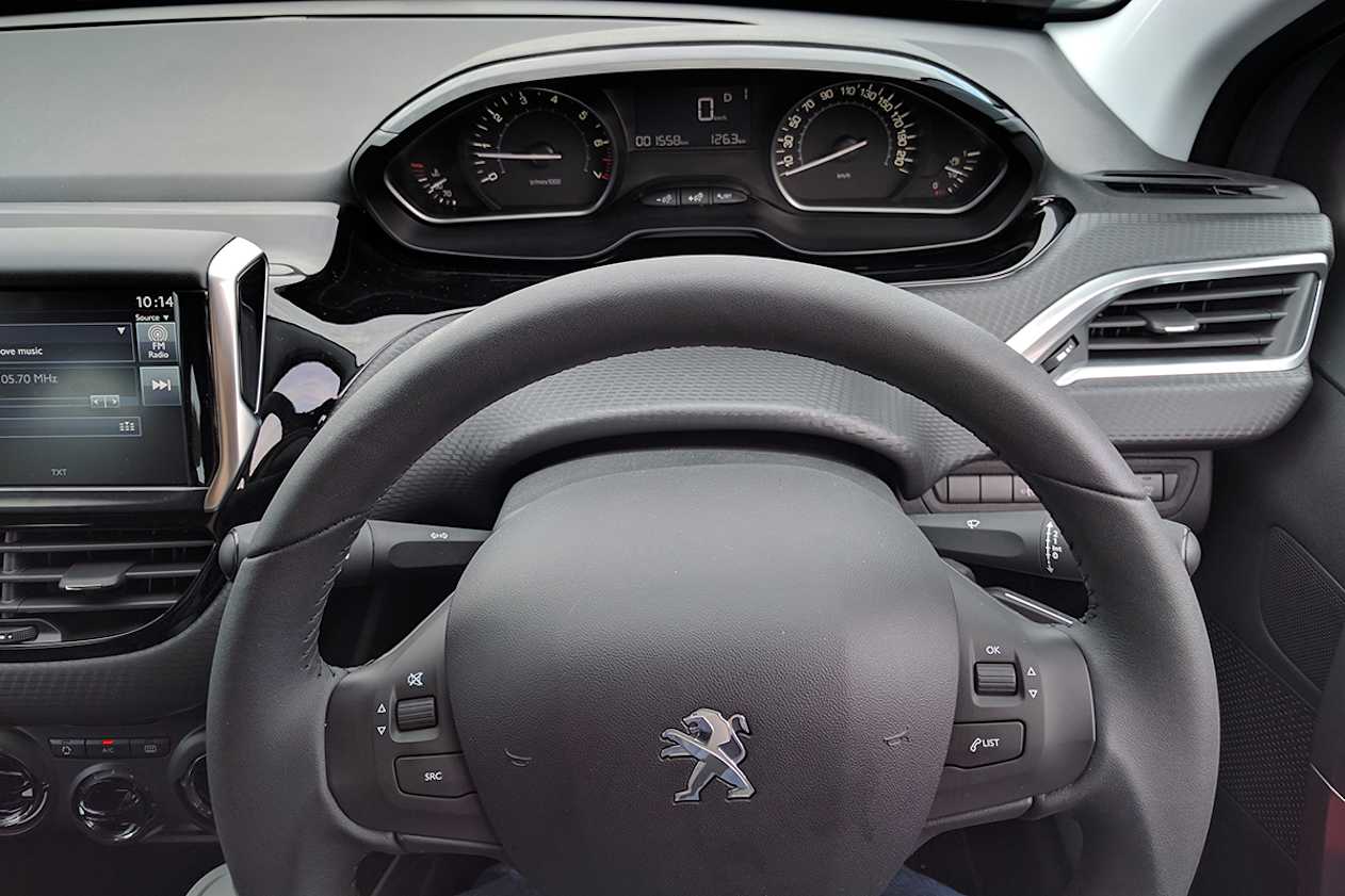 Peugeot's i-Cockpit - positioning takes some getting use to. (Image credit: Dan Pugh)
