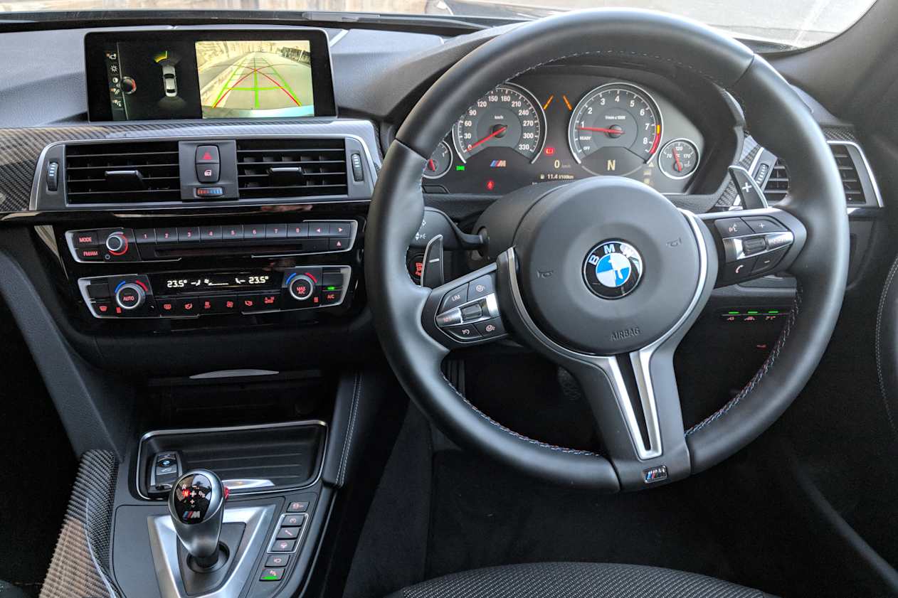 The M3 steering in Sport mode has a good weight, with pin-point response around bends.