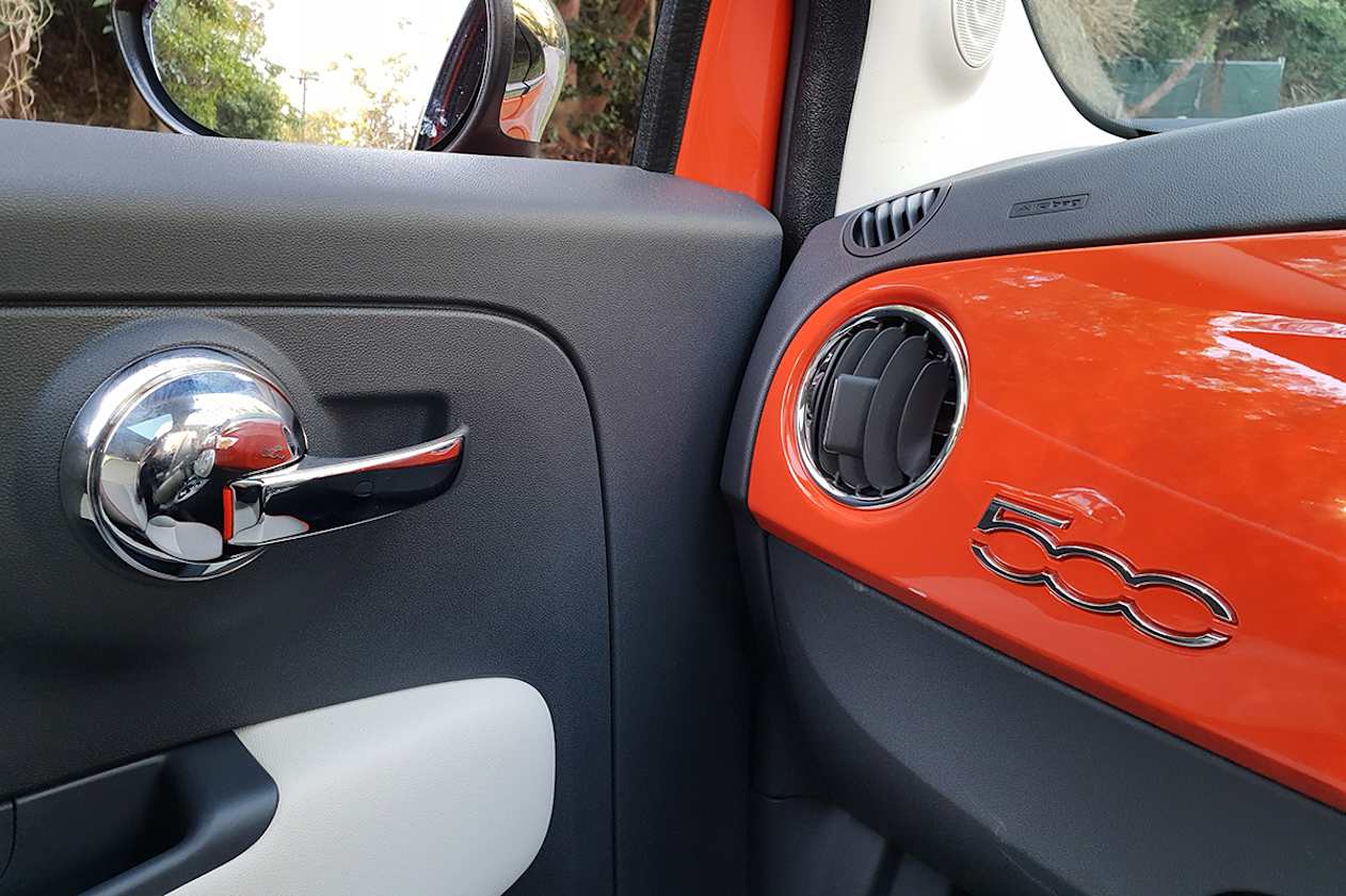 The 1950's fridge-like door handles and 500 logos were neat touches that made the car feel unique.