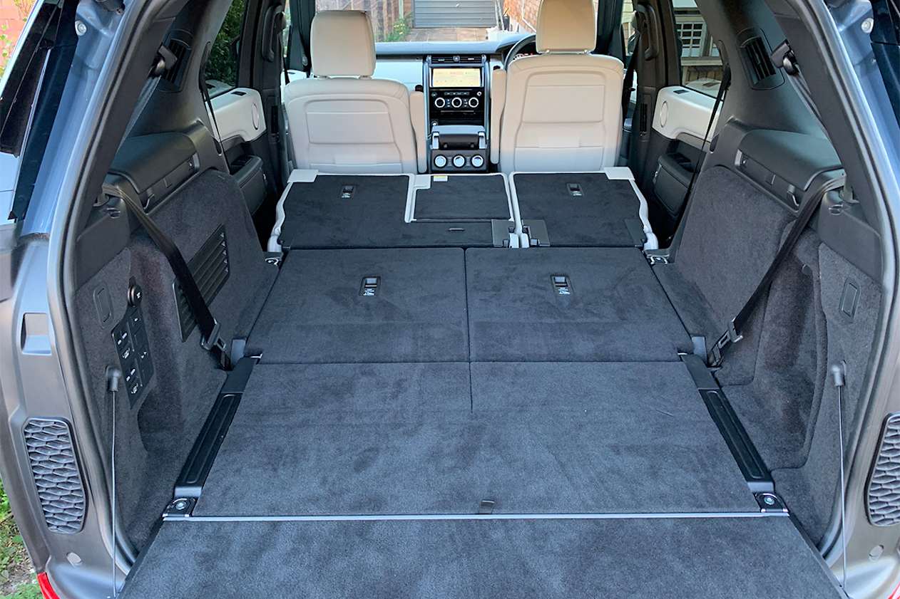 With all the seats folded flat, the boot capacity grows to 2068 litres.