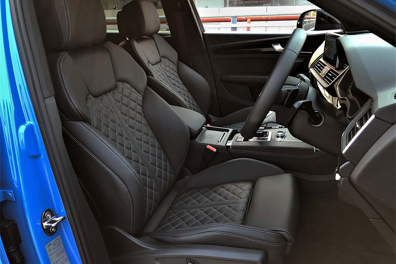 Headroom is pretty good, and that’s thanks to the lack of a sunroof.