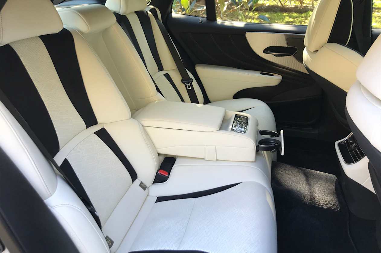 Move to the rear and LS500 firmly presses the opulence button.