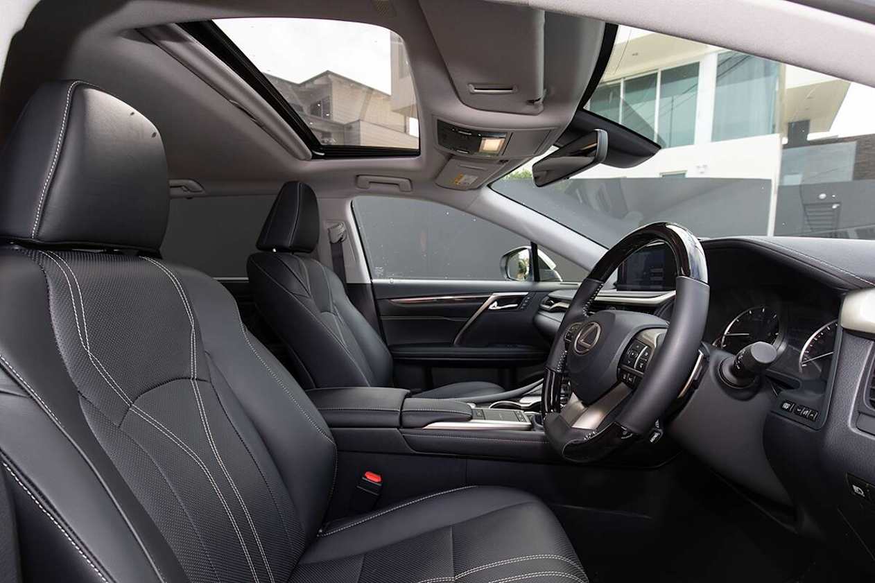 There are quality finishes and trims throughout the car, with leather seats that are both heated and cooled. (image: Dean McCartney)