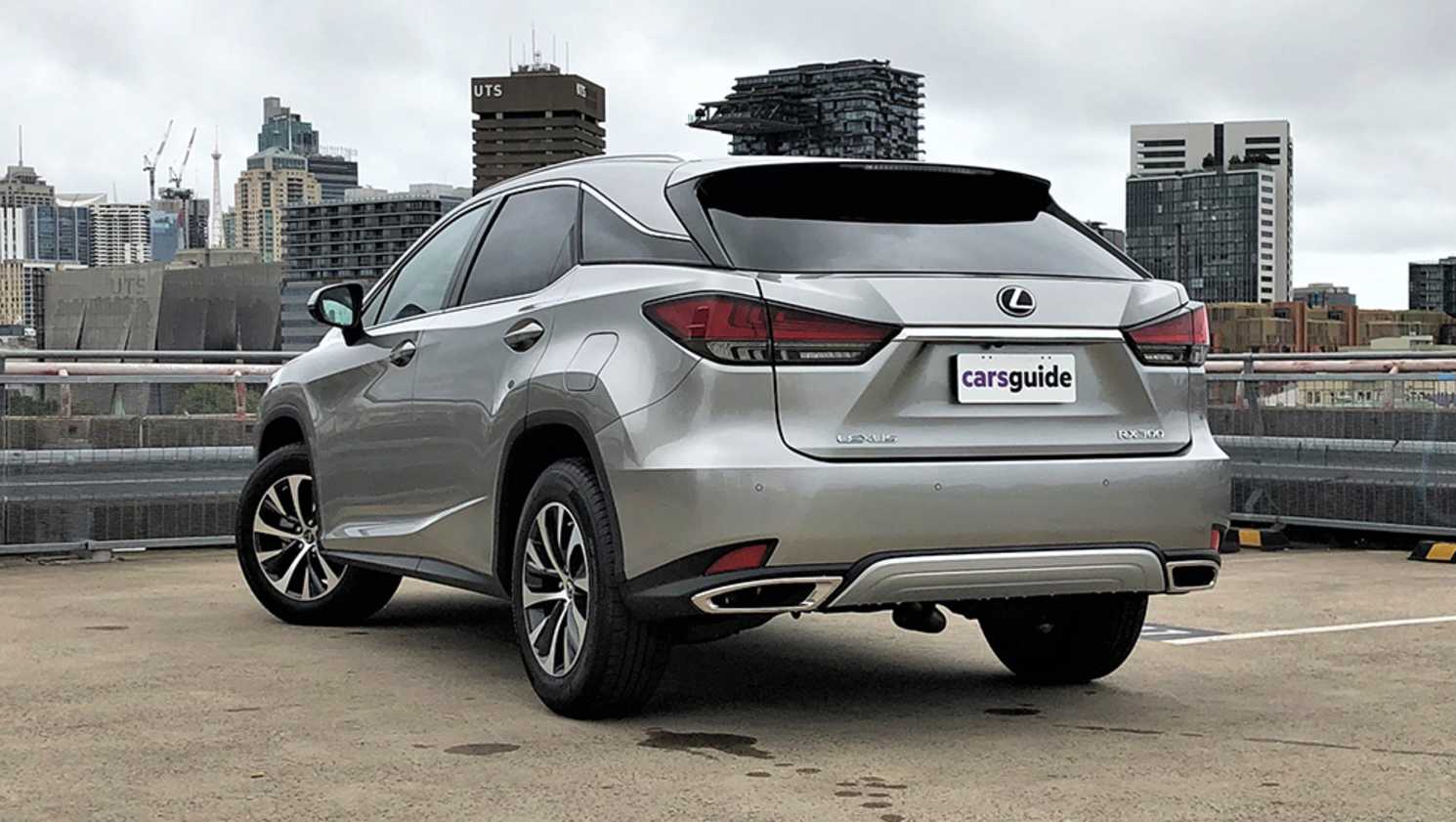 The sharp edges of this SUV make the RX300 look like a carved gemstone. (image: Richard Berry)