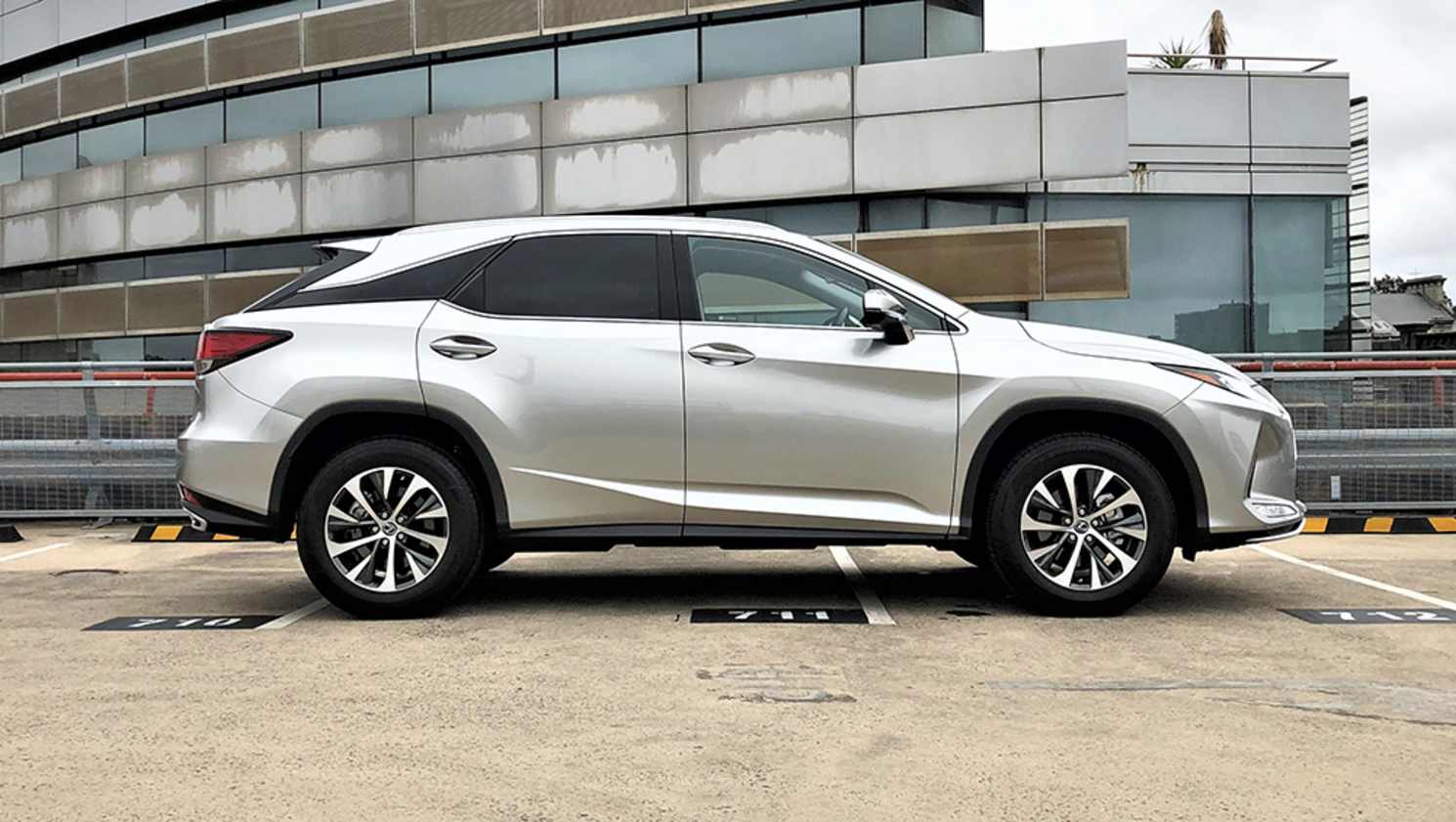 But I’m not the biggest fan of this vehicle’s proportions. I think the door-to-window ratio is a bit off. (image: Richard Berry)