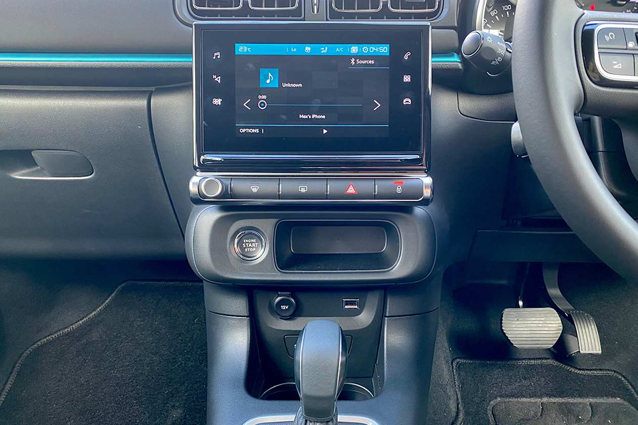 The 8.0-inch touchscreen has Android Auto and Apple CarPlay.


