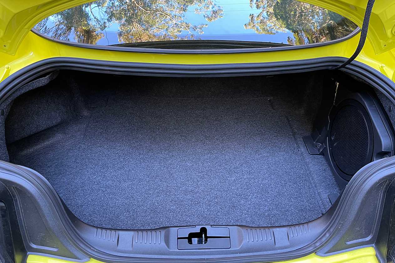 Ford Mustang boot space