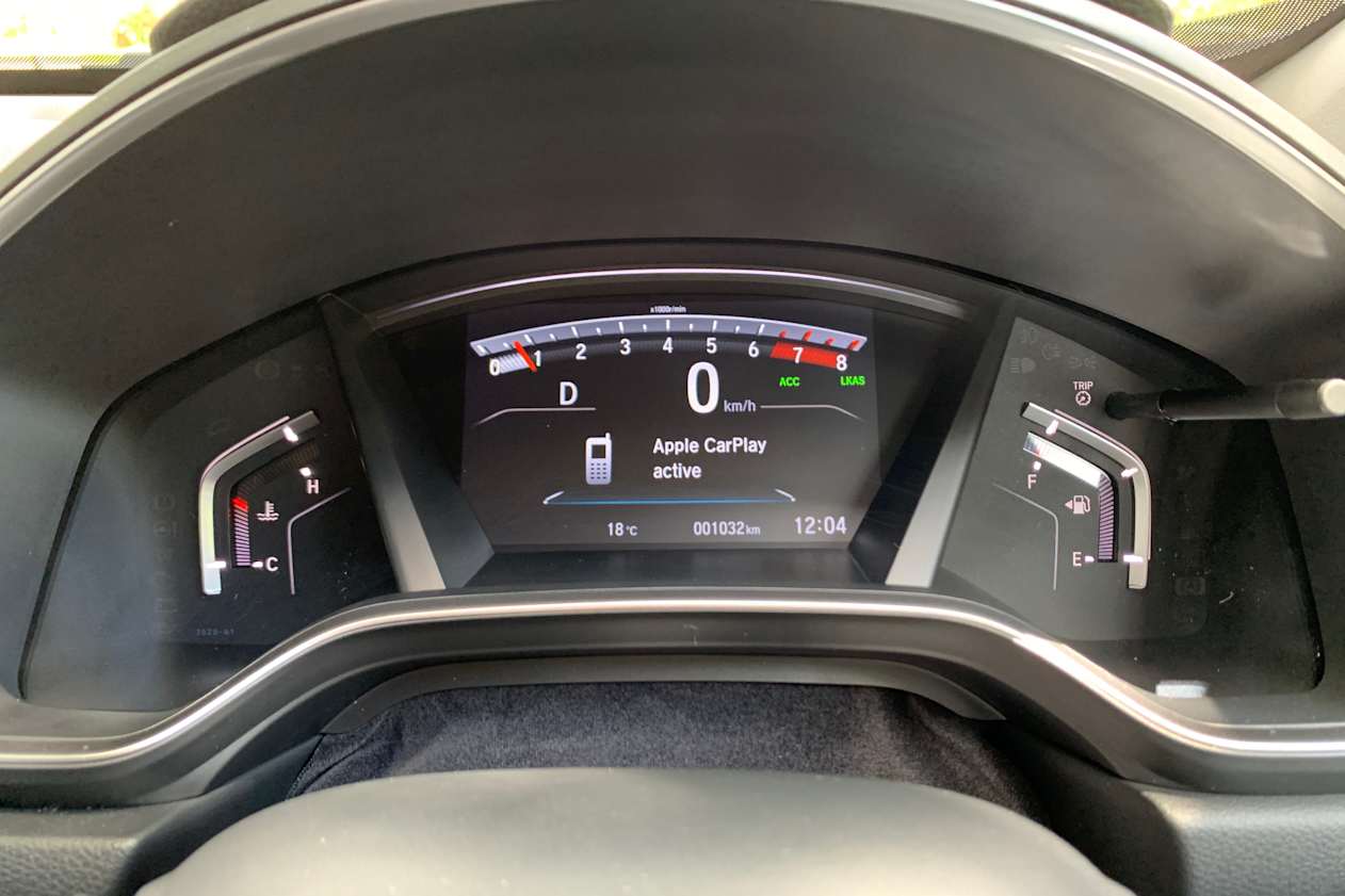 All CR-V models come with a 57 litre fuel tank capacity. VTi LX AWD pictured.