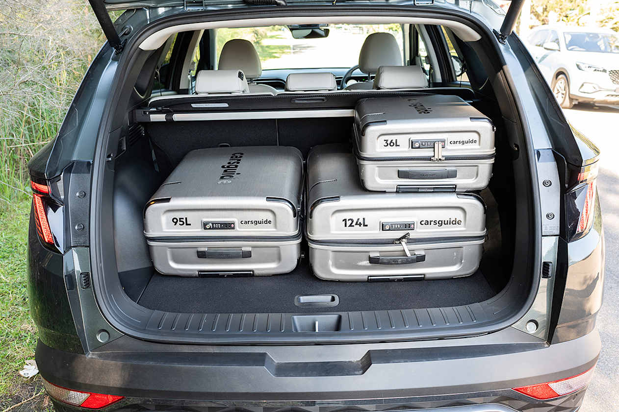 Hyundai Tucson 2021 boot space