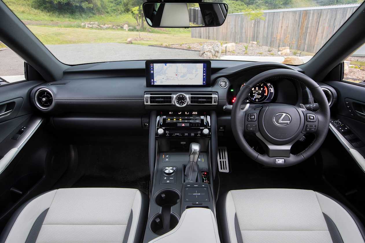 The interior design of the IS hasn’t changed dramatically.