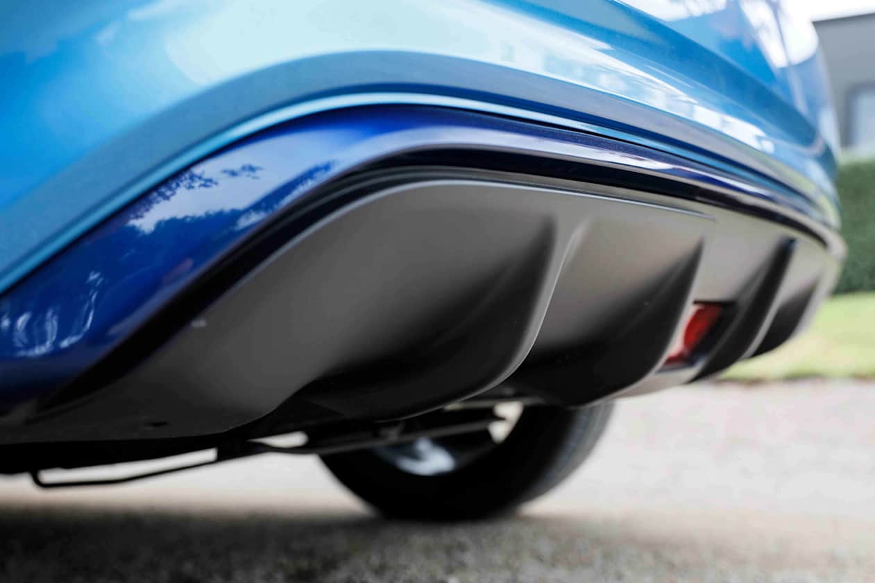 Where a lot of electric cars make a statement with their polarising exterior designs, the e+ whispers rather than shouts.