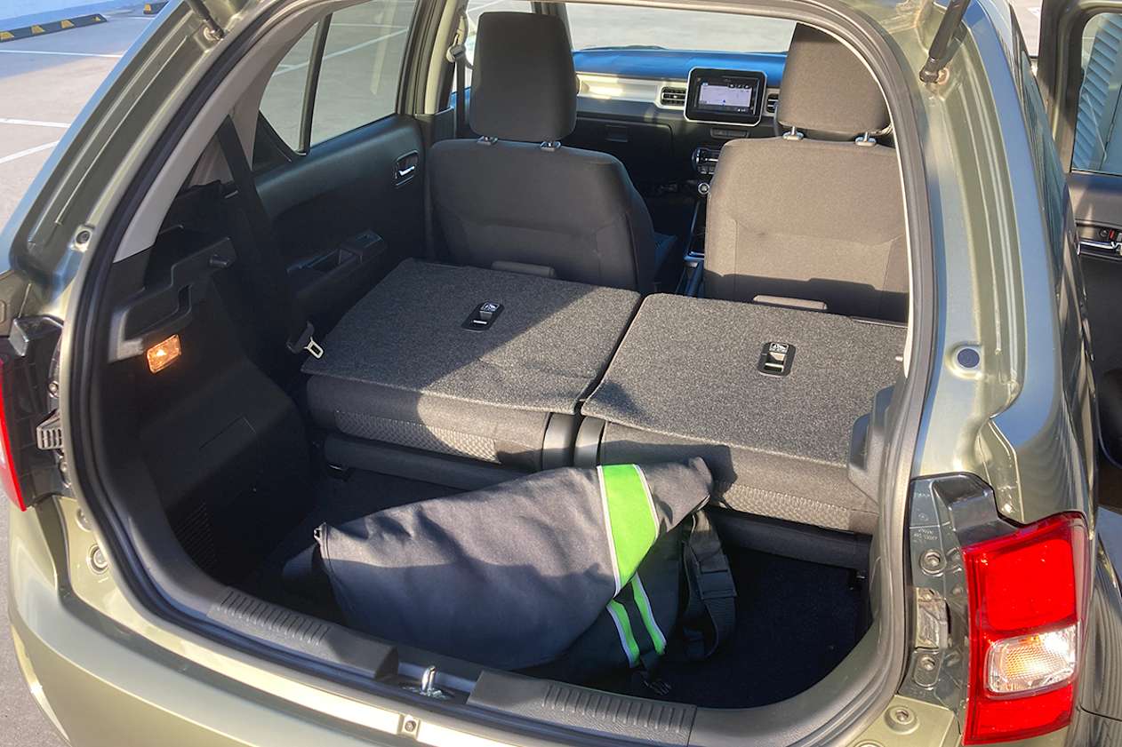 Suzuki Ignis 2021 boot space