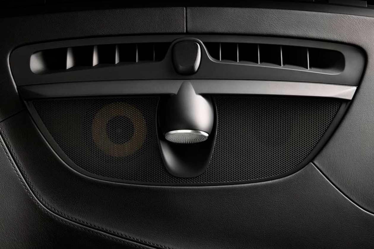 The XC90 features a Bowers and Wilkins 19-speaker stereo.