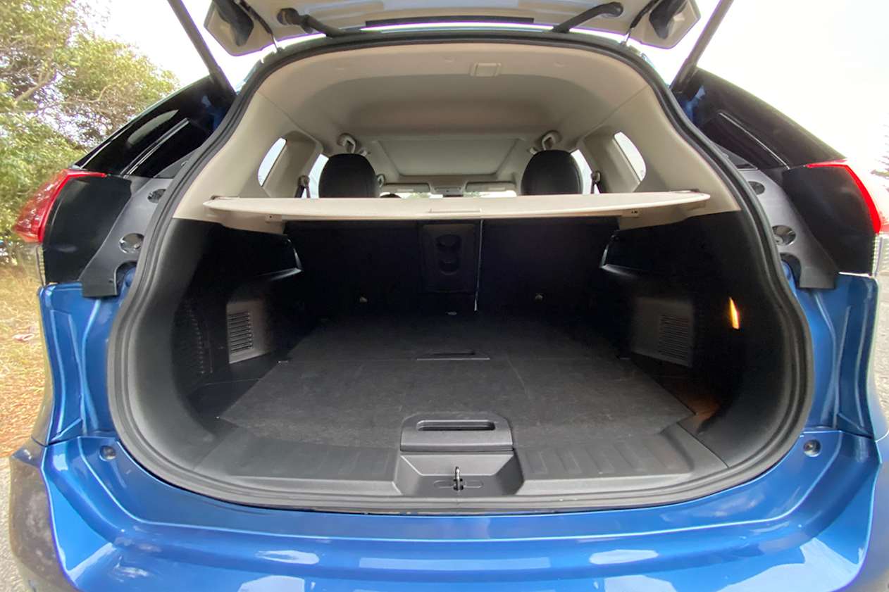 Nissan X-TRAIL 2021 boot space