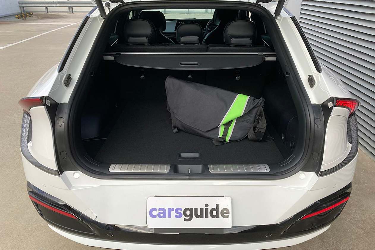 Kia EV6 2022 boot space