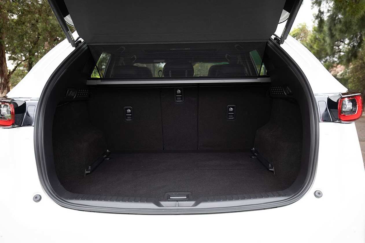 Mazda CX-5 2022 boot space
