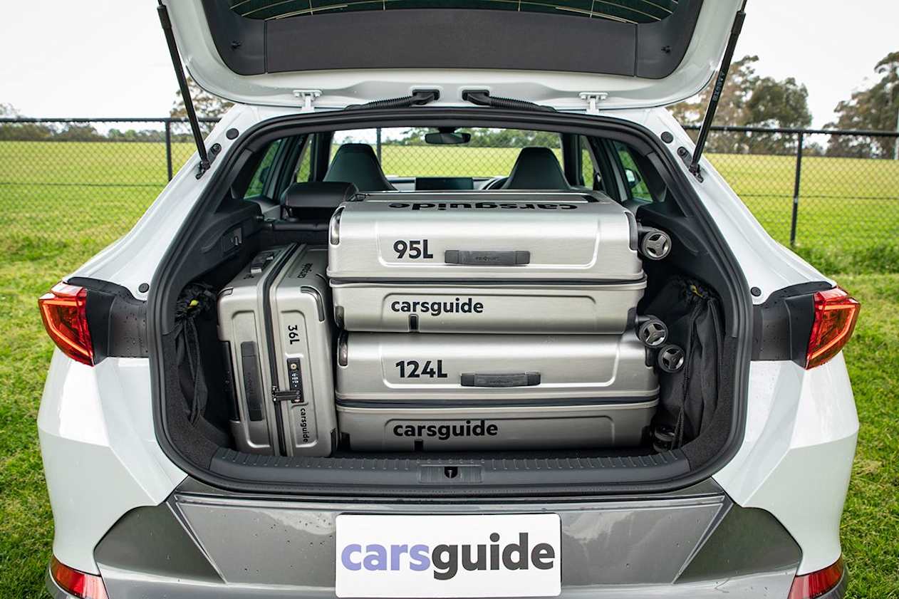 The VZe has a boot capacity of 345 litres. (Image: Tom White)