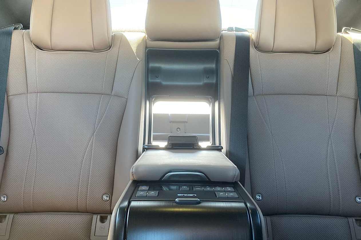 The ES 300h's backrests are not able to be folded down. (Image: Byron Mathioudakis)