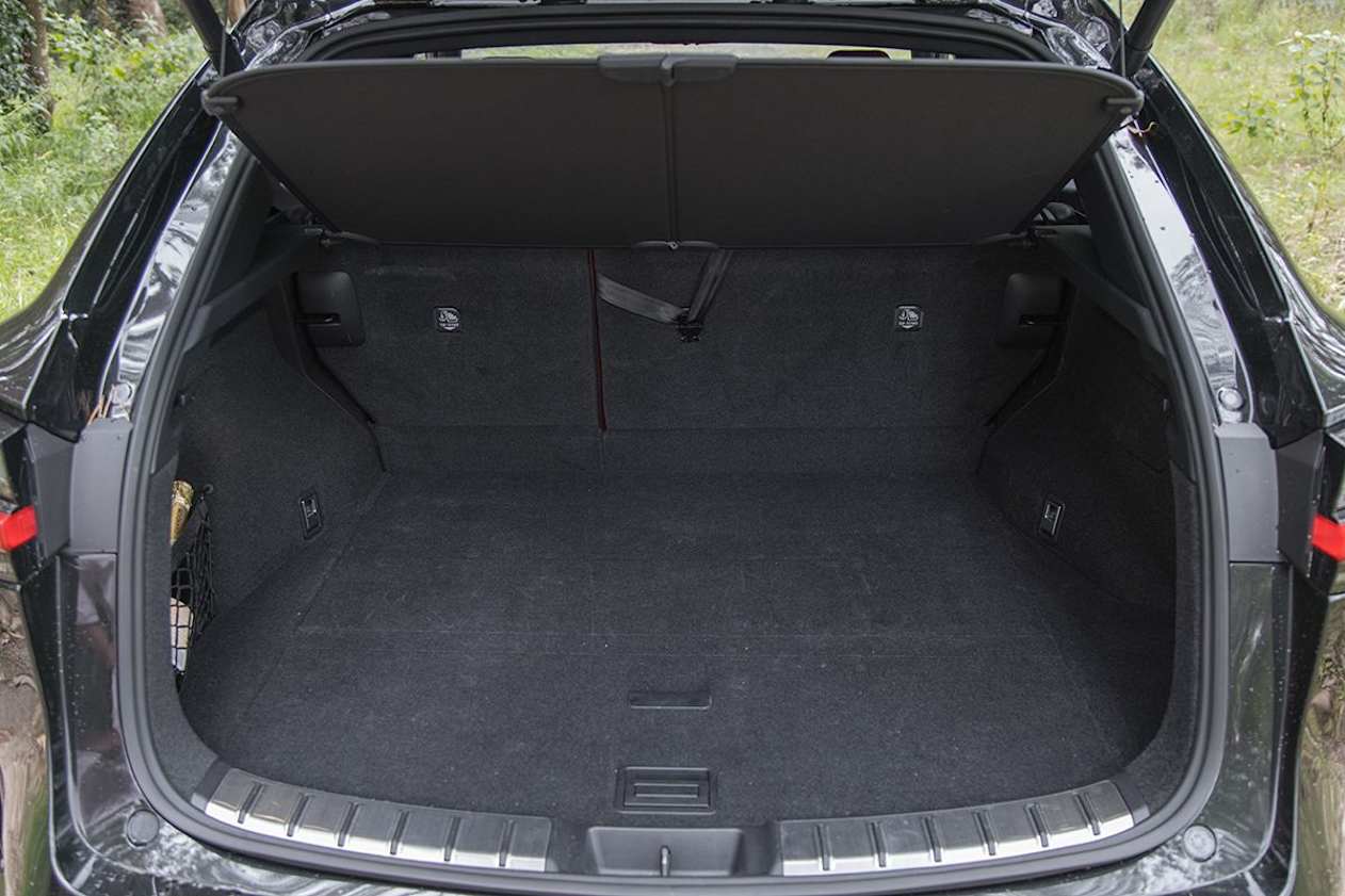 Lexus NX350 boot space