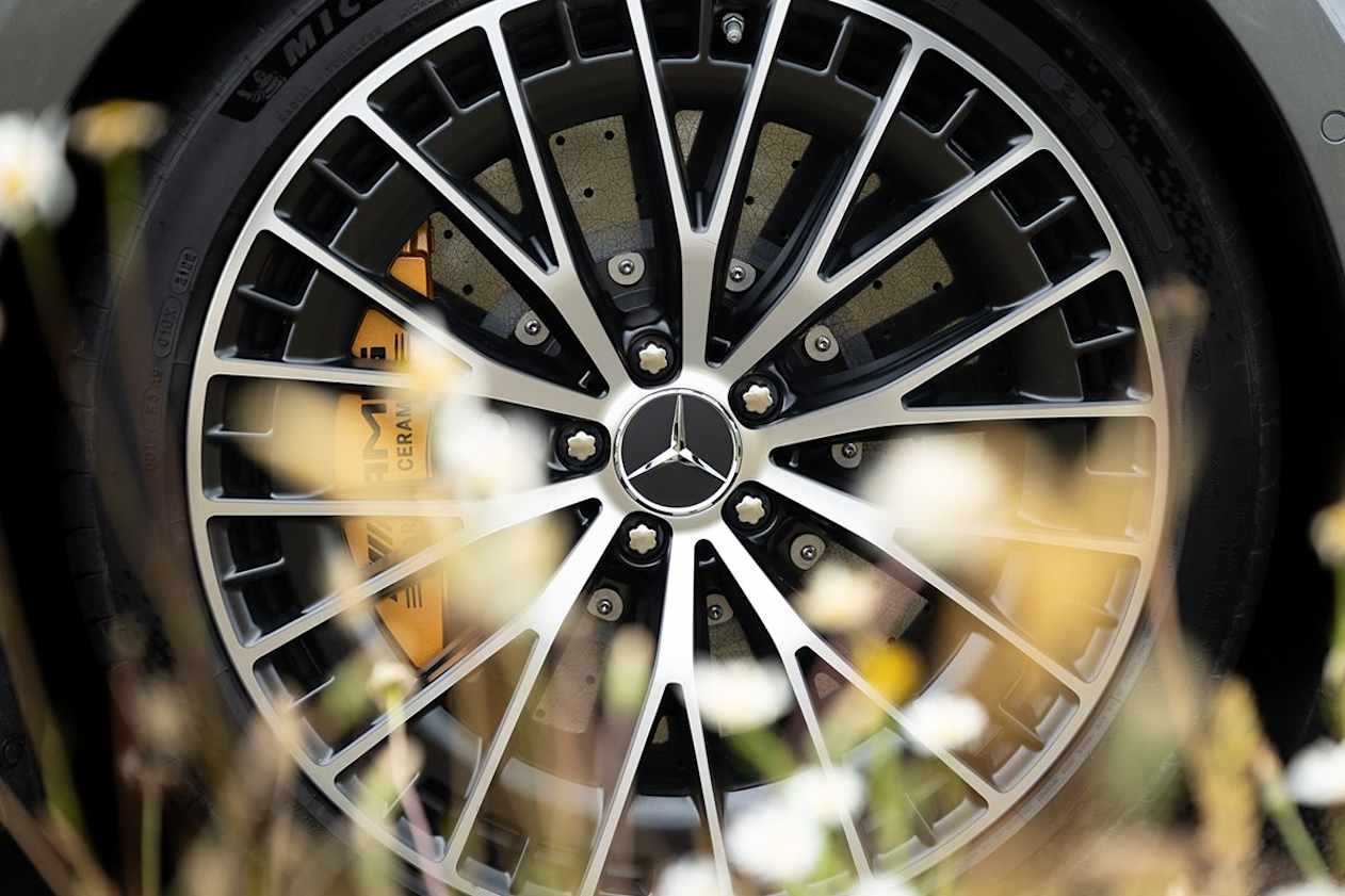 The EQE wears 20-inch alloy wheels. (EQE 53 variant shown)