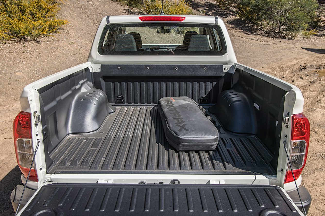 Nissan Navara boot space