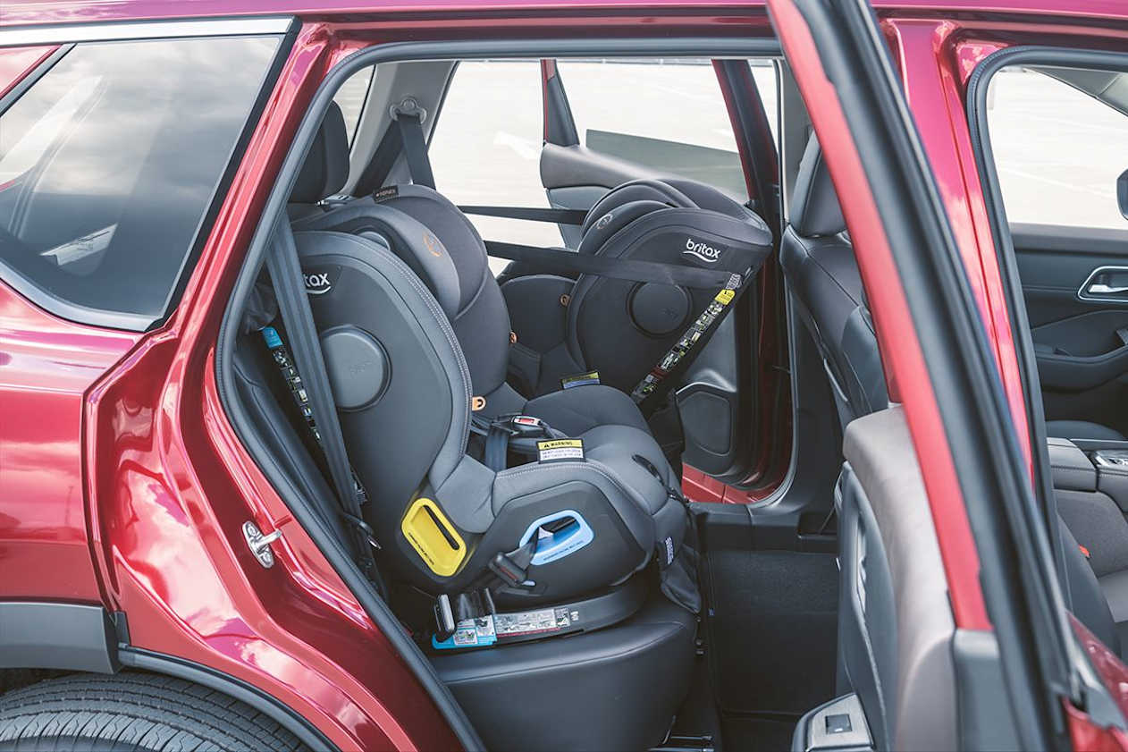 The rear doors have a massive aperture, opening to 85 degrees, making getting in and out as well as loading items and small humans, much easier. (ST-L variant pictured)