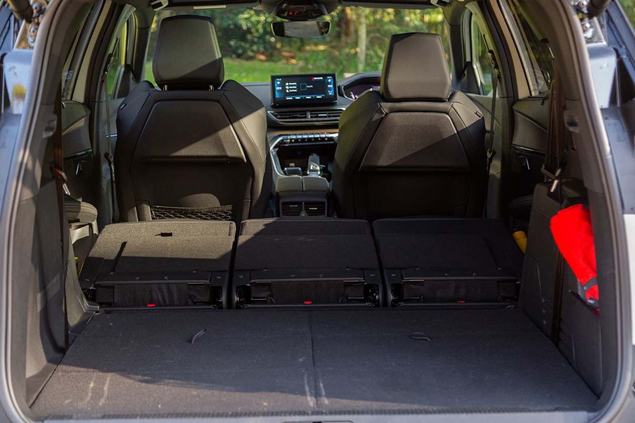 Peugeot 5008 2023 boot space