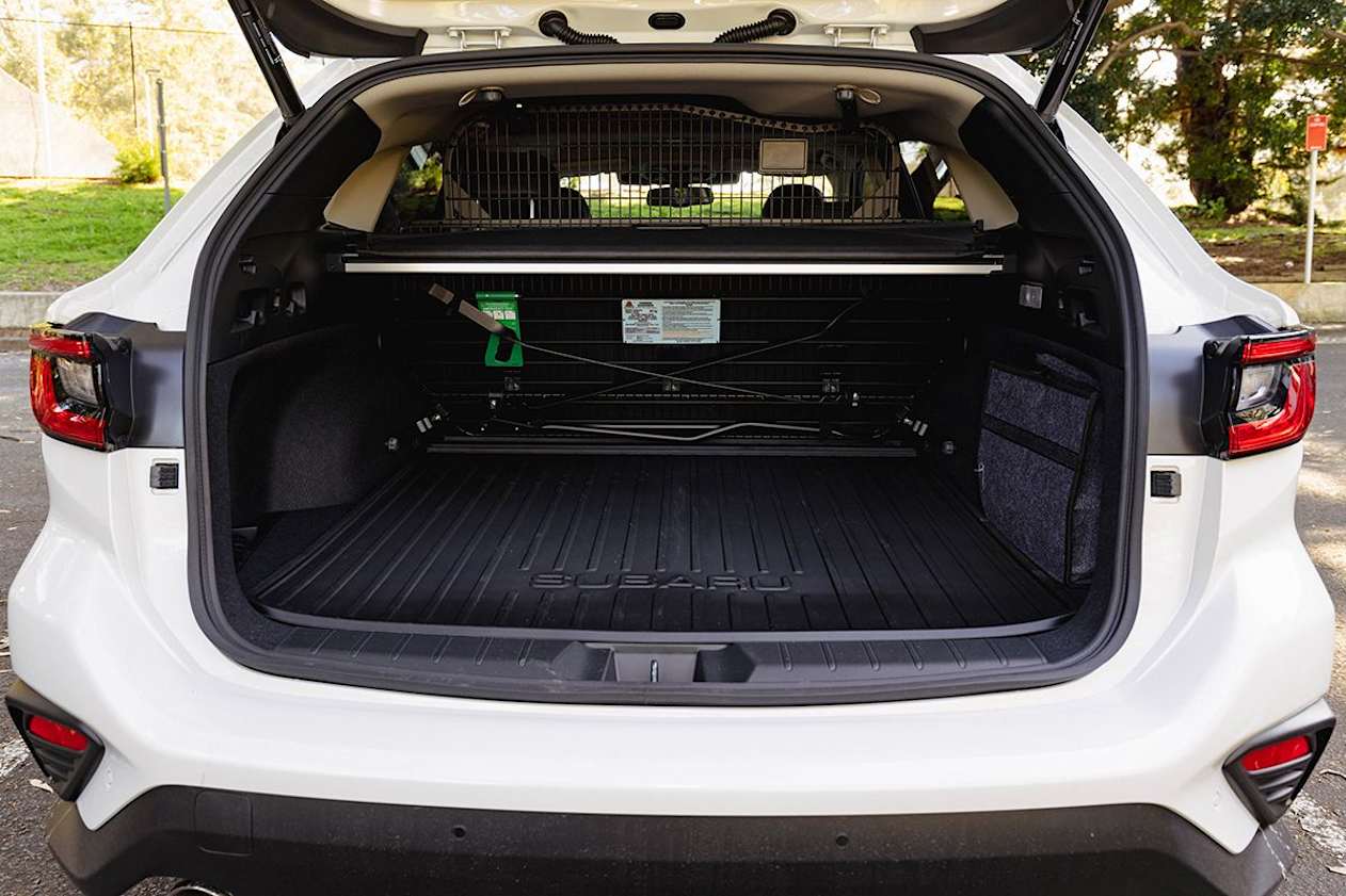 Subaru WRX 2023 boot space