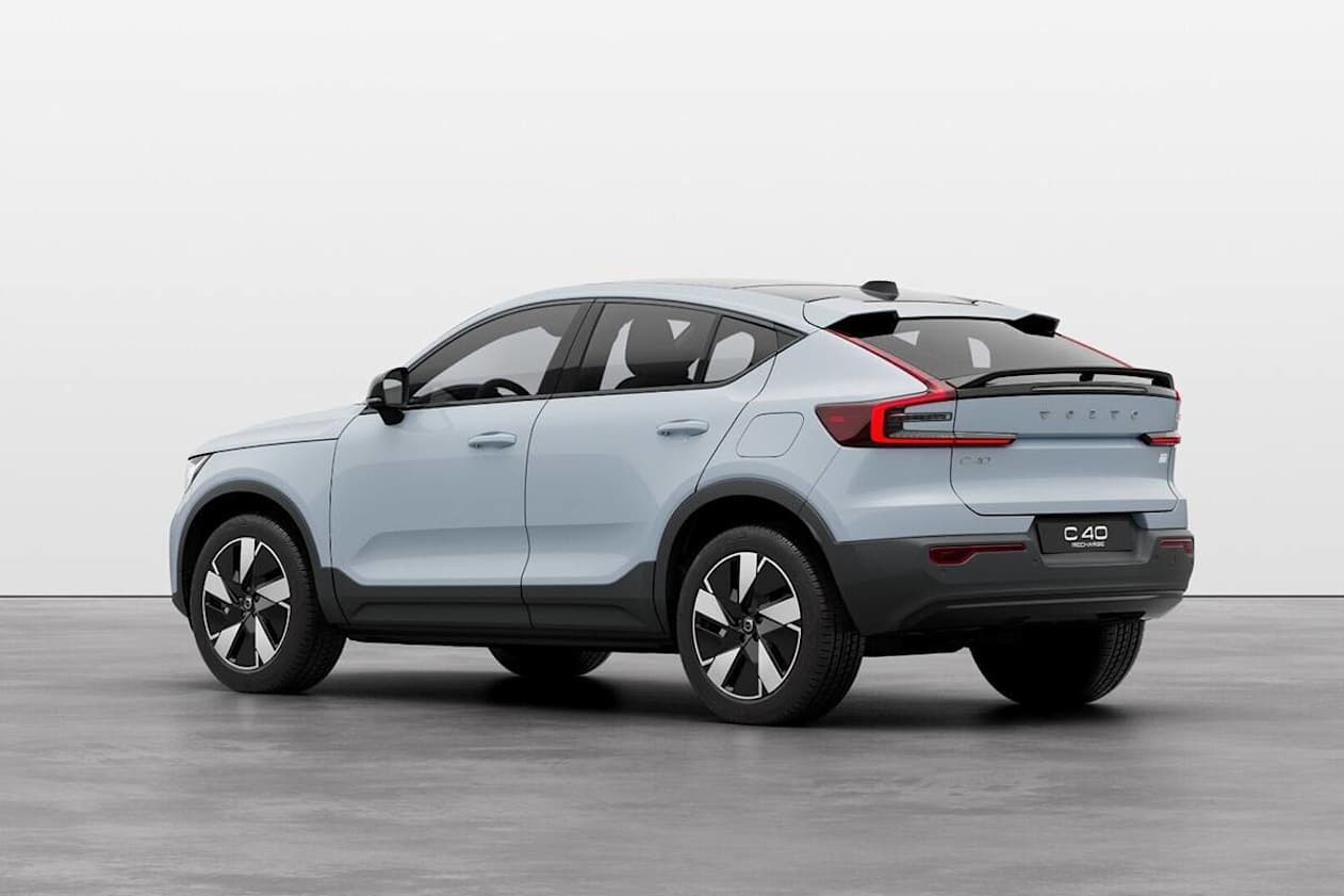 Charging power is upgraded, this time to 200kW DC (previously 150kW DC), while a 10-80 per cent charge takes around 28 minutes.