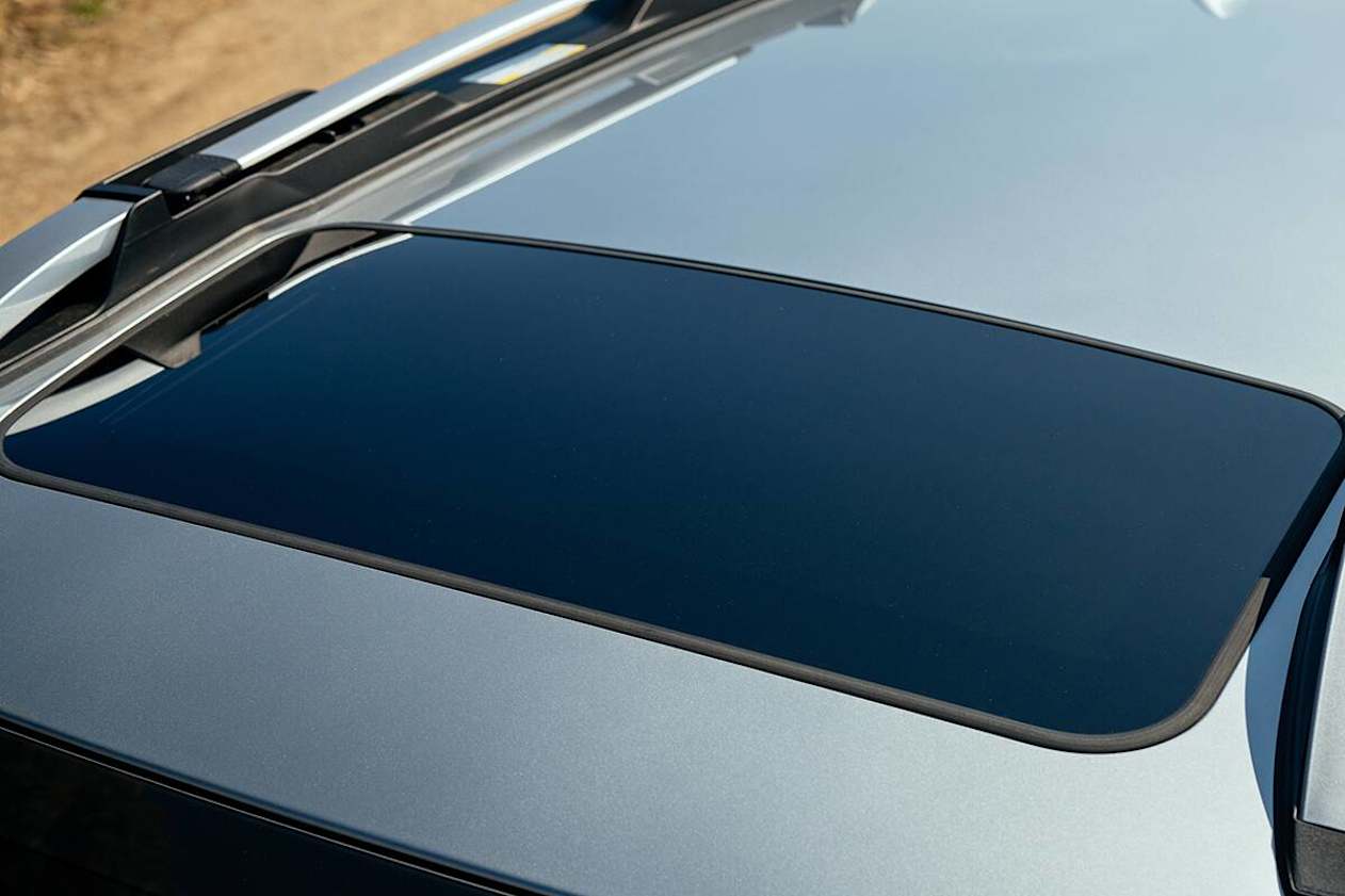 All grades of the Outback have roof rails. (Touring variant pictured)