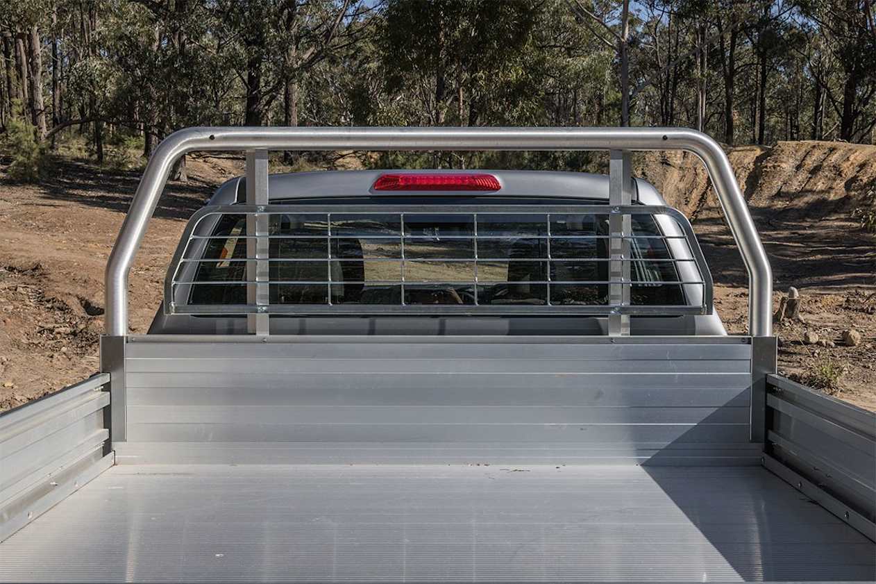 Isuzu D-Max boot space