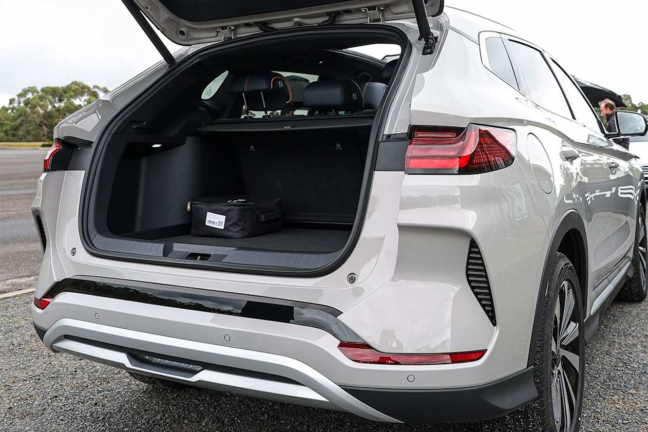 BYD Sealion 6 2024 boot space