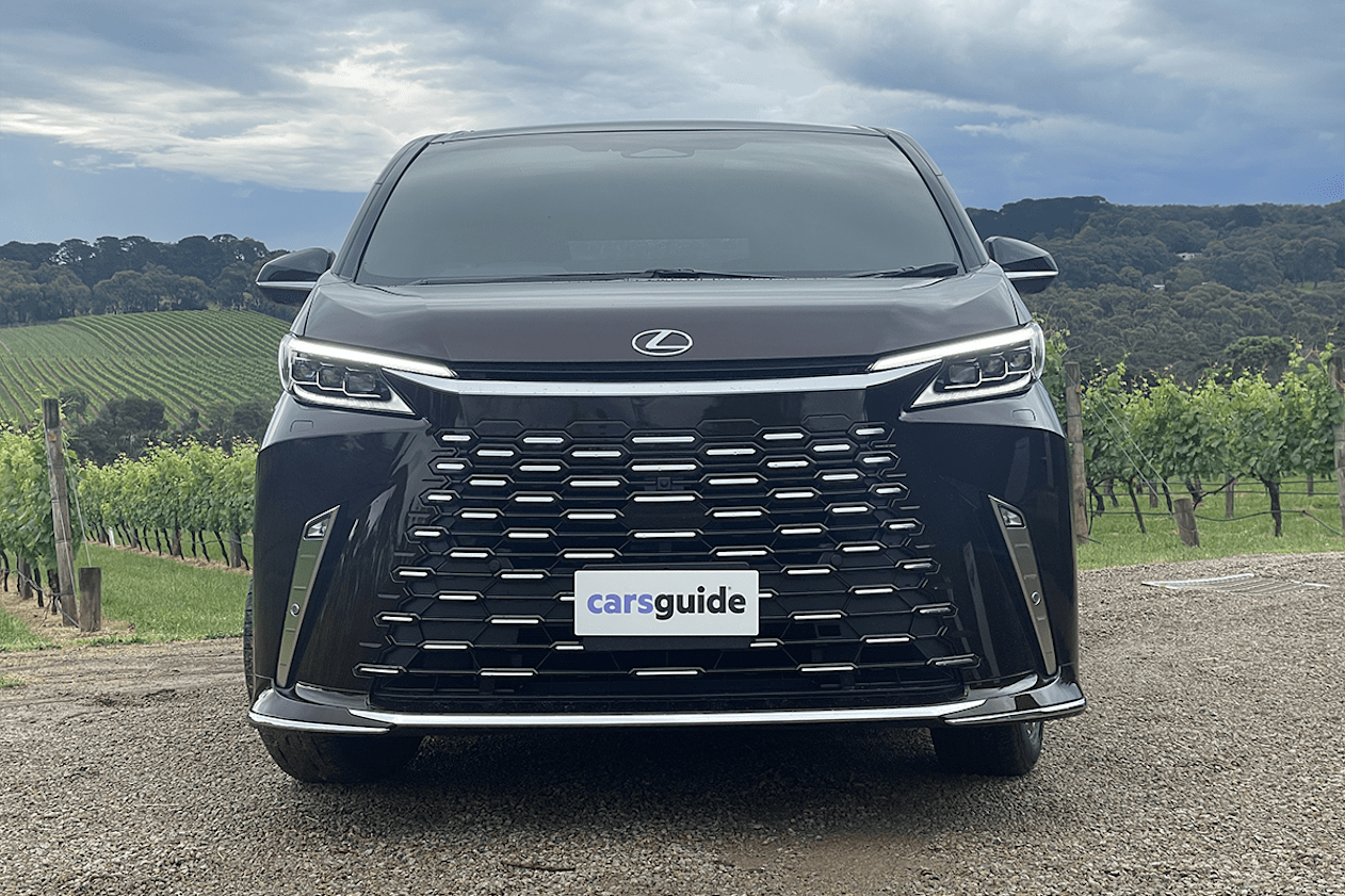 The front-end design is bold, with the latest take on Lexus’ big ‘spindle grille.’ (Image: Tim Nicholson)