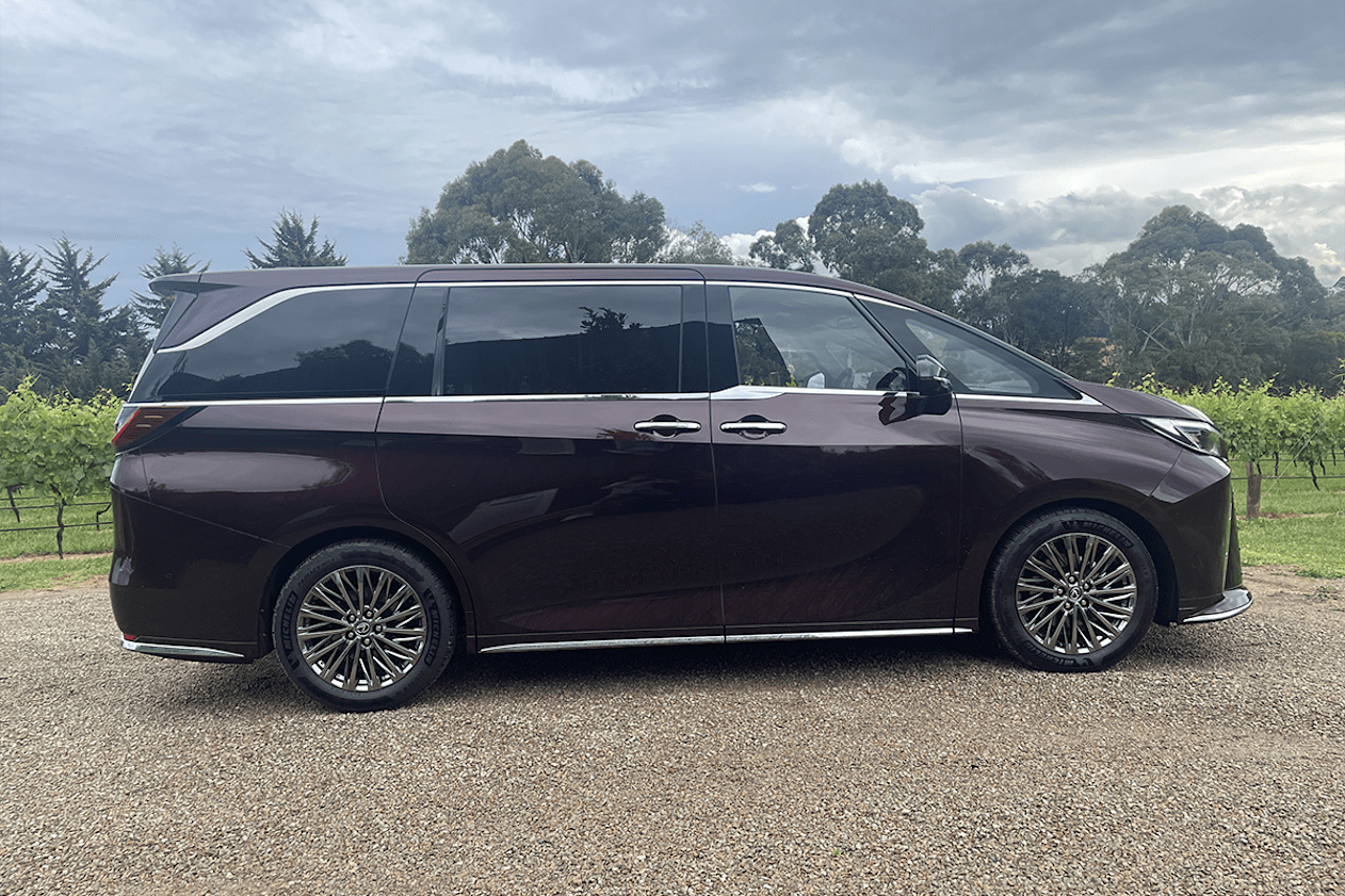 The LM measures a whopping 5.1 metres long and has a three-metre wheelbase. (Image: Tim Nicholson)