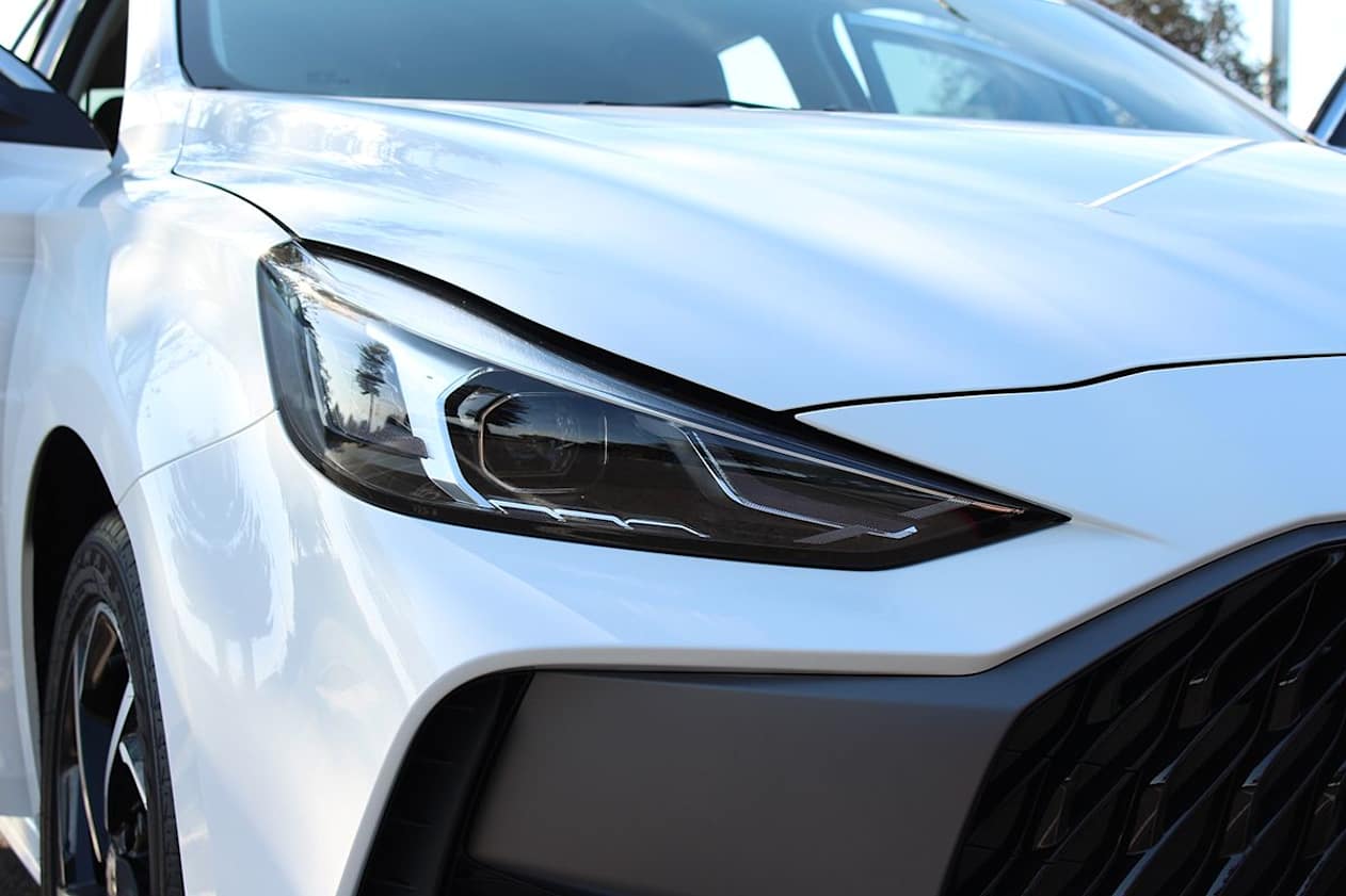 The MG5 comes with auto LED headlights. (Image: Chris Thompson)