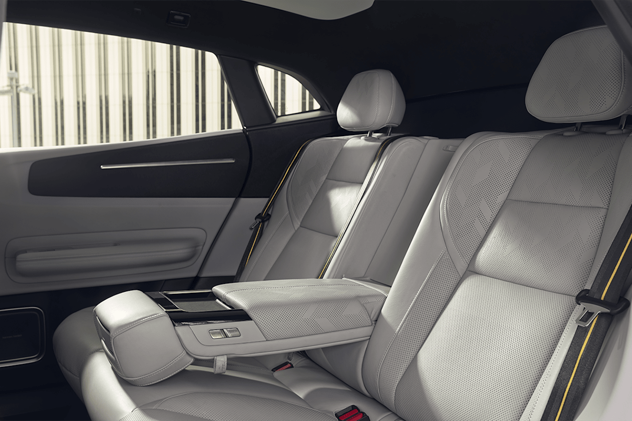 Polestar 4 with Pro Pack pictured